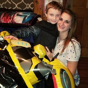 Meet your Posher, Stephanie